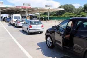 Sınır kapılarında bayram hareketliliği