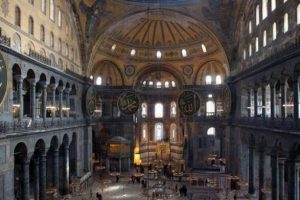 Ayasofya'da sabah ezanına Yunanistan tepkisi!