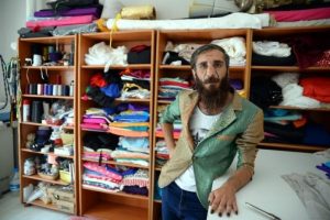 'Enayi' d&ouml;vmeli şahıs konuştu: Uyuşturucu satıcısı değil, sokak g&ouml;zlemcisiyim