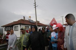 Kılı&ccedil;daroğlu sağanak yağmura yakalandı