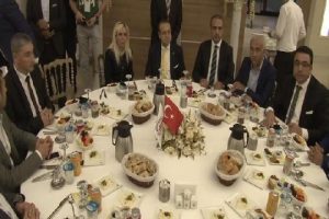 Şehit aileleri ve gaziler iftar yemeğinde bir araya geldi