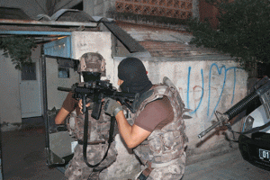 500 polisle PKK/KCK operasyonu: 31 g&ouml;zaltı
