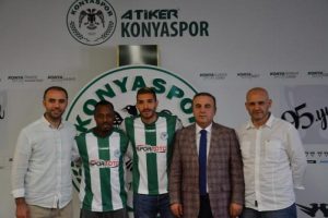 Atiker Konyaspor, 2 oyuncuyu renklerine bağladı