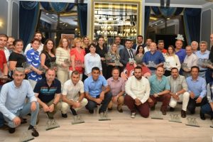 Bursa'da Spor Şenlikleri'ne katkıda bulunanlara teşekk&uuml;r plaketi