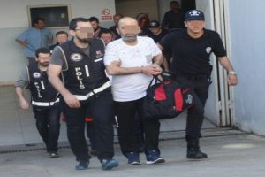 &Uuml;mit Saral: Benim i&ccedil;in film bitti
