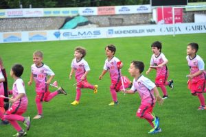 Bursa İneg&ouml;lspor yaz spor okulu başladı