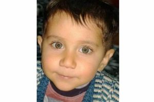 5 yaşındaki &ccedil;ocuk kaydırakta feci şekilde can verdi