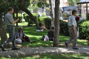 Sıcak havalar vatandaşları 2 g&uuml;nde bunalttı
