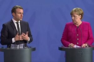 Macron ve Merkel, Br&uuml;ksel'de bir araya geldi