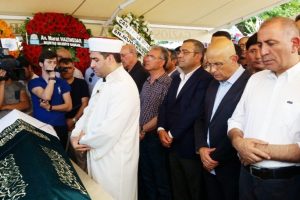 Berberoğlu'nun kayınpederi son yolcuğuna uğurlandı