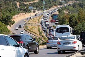 Vatandaşlar tatilde Bodrum'a akın ediyor