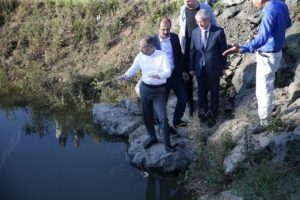Bakan Kılı&ccedil;, sel b&ouml;lgesinde incelemelerde bulundu
