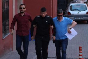 16 yaşında kont&ouml;r y&uuml;z&uuml;nden katil oldu