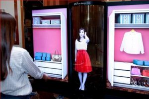 LG, insan boyundan uzun esnek OLED ekran &uuml;retti