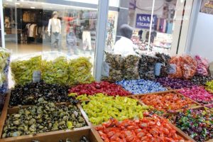 &Ccedil;ocukları bayramda şekerden uzak tutun
