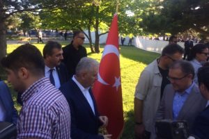 "Bizi kardeşlik kurtaracak kardeşlik b&uuml;y&uuml;tecek