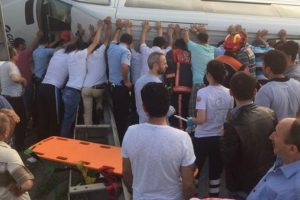 Otoyolda can pazarı! &Ccedil;ok sayıda yaralı var