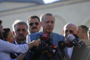 Cumhurbaşkanı Erdoğan kısa s&uuml;reli rahatsızlandı!