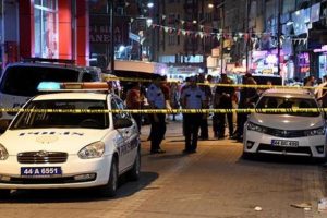 Arife gecesi kanlı kavga! 2 &ouml;l&uuml;, 3 yaralı
