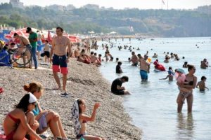 Bayramı denizde karşıladılar