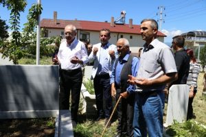 Kılı&ccedil;daroğlu, Bolu'da bayram ziyaretlerinde bulundu