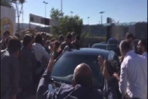 Konvoyu durdurup Erdoğan ile bayramlaştılar