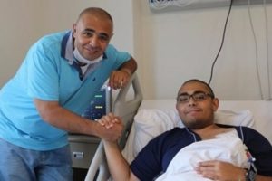 Oğluna b&ouml;breğini bağışlamak i&ccedil;in 18 kilo verdi