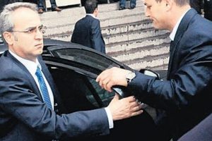 Kozmik oda savcısı da 'gaybubet'te saklanmış