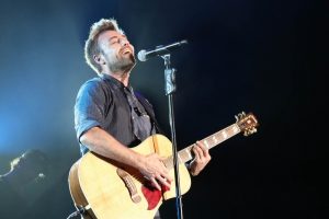 Antalya'da Murat Dalkılı&ccedil; r&uuml;zgarı esti
