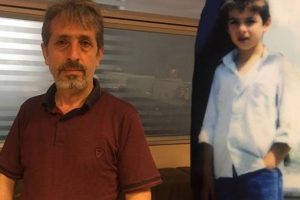 Hukuk savaşını 11 yıldır oğlu i&ccedil;in s&uuml;rd&uuml;r&uuml;yor