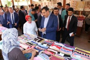 Bakan T&uuml;fenkci: Yol yapıyoruz, 'ter&ouml;ristler y&uuml;r&uuml;s&uuml;n' diye değil