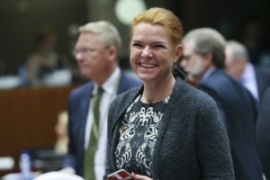 Vatandaşlık sınavına girenlerin &ccedil;oğu başarısız oldu