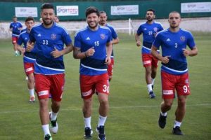 Kardemir Karab&uuml;kspor'da kamp &ouml;ncesi ilk antrenman