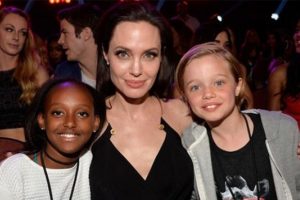 Brad Pitt ve Angelina Jolie'nin kızları Shiloh cinsiyet mi değiştiriyor?