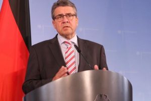 Erdoğan'ın ziyareti &ouml;ncesi Berlin'le b&uuml;y&uuml;k gerilim