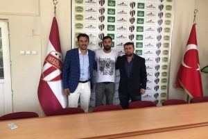 İneg&ouml;lspor'da kaleci Şener &Ouml;zcan ile yola devam