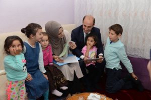 Bursa Yıldırım'da Başkan Edebali 402 haneye konuk oldu