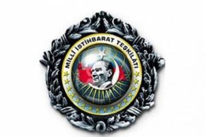 Eski MİT'&ccedil;iyi eşinin ihbarı yakalattı