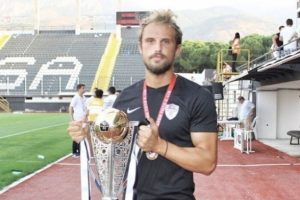 Berk Neziroğluları Manisaspor'dan ayrıldı