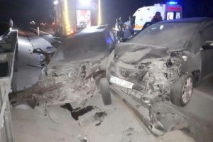 Zincirleme trafik kazası: 3 yaralı