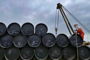 Brent petrol 48 doları zorluyor