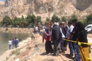 Fırat Nehri'nde y&uuml;zen 3 Suriyeli kayboldu