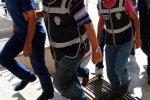 Muş'ta ter&ouml;r operasyonları: 9 g&ouml;zaltı