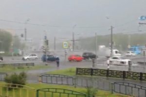 Moskova'da fırtına: 2 &ouml;l&uuml;, 30 yaralı