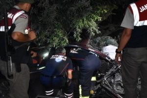 Feci kaza: 1 &ouml;l&uuml;, 1 yaralı