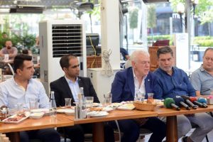 Bursaspor Başkanı Ali Ay: &Ouml;n&uuml;m&uuml;zdeki hafta sonuna kadar...