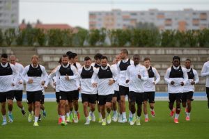 Galatasaray, &ccedil;alışmalarını Slovakya'da s&uuml;rd&uuml;r&uuml;yor