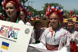 Bursa'da 3. Uluslararası Cumalıkızık Ahududu Festivali d&uuml;zenlendi