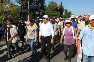 Y&uuml;r&uuml;y&uuml;ş&uuml;n 17. g&uuml;n&uuml;nde tepki: "B&ouml;yle insanlık mı olur?"