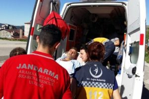 Bursa'da doğa y&uuml;r&uuml;y&uuml;ş&uuml;nde kalp krizi ge&ccedil;iren kişi kurtarıldı!